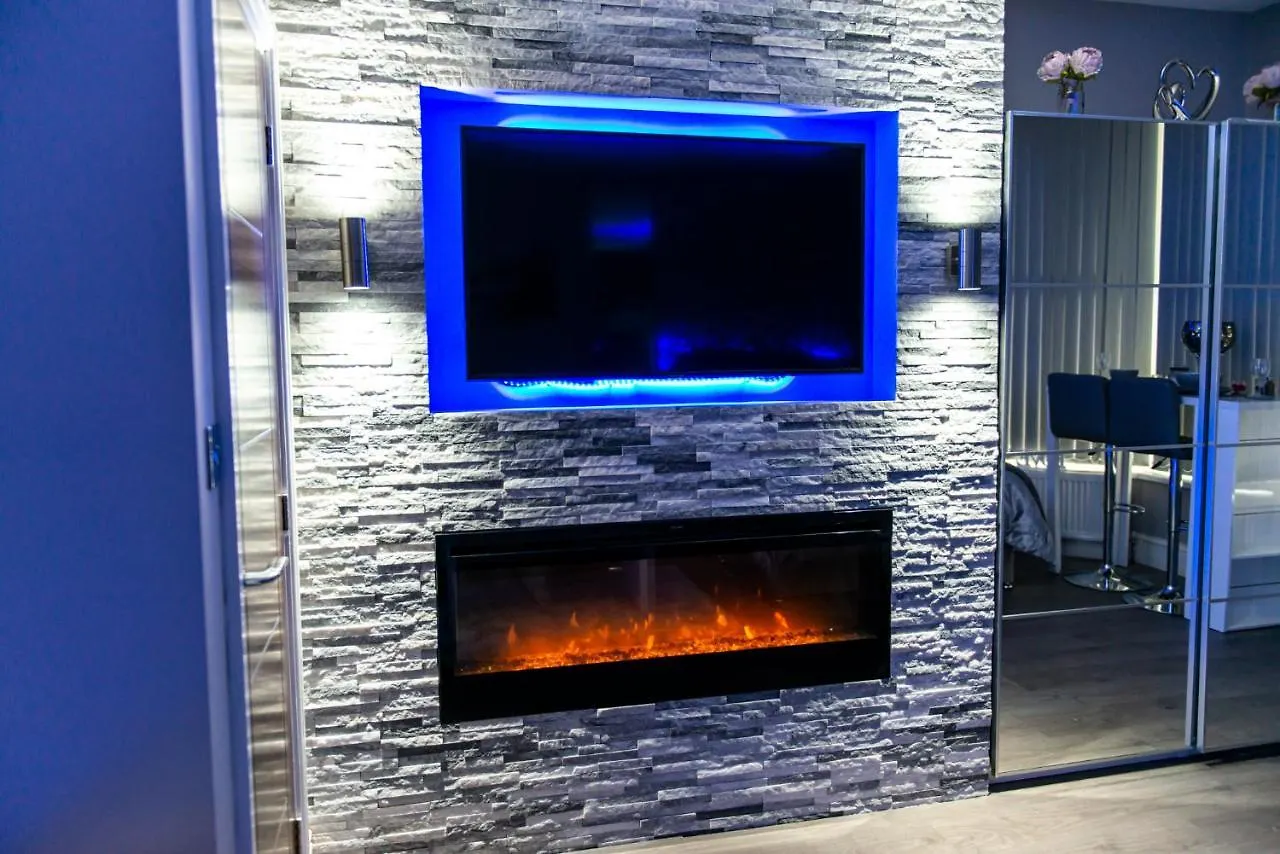 Apartment Aphrodite Suites Bradford
