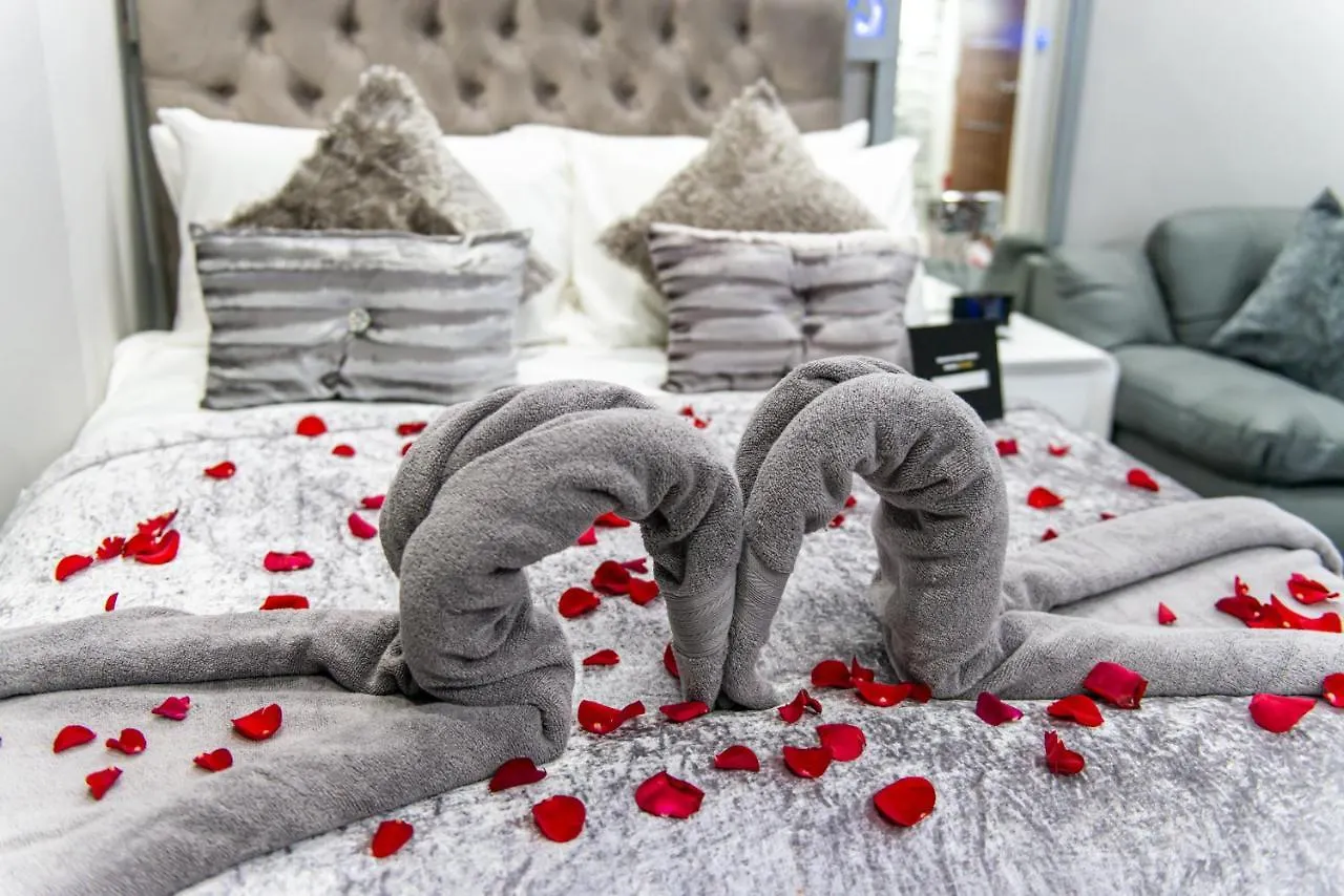 Aphrodite Suites Bradford  Apartment Bradford (West Yorkshire)