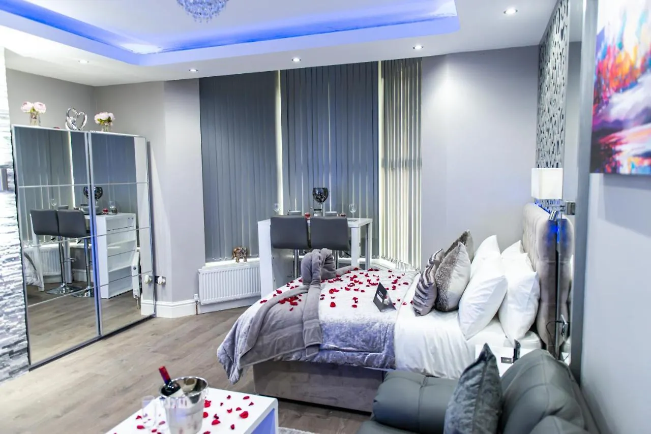 Apartment Aphrodite Suites Bradford