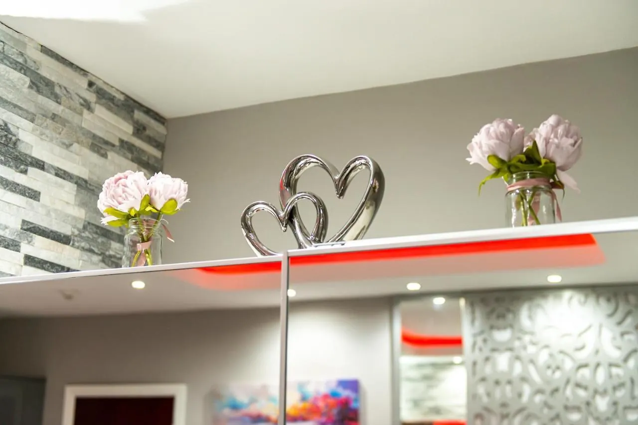 Aphrodite Suites Bradford  0*, Bradford (West Yorkshire) United Kingdom