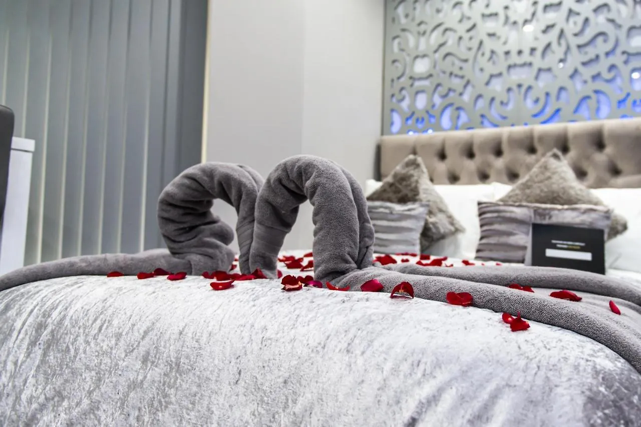 Apartment Aphrodite Suites Bradford